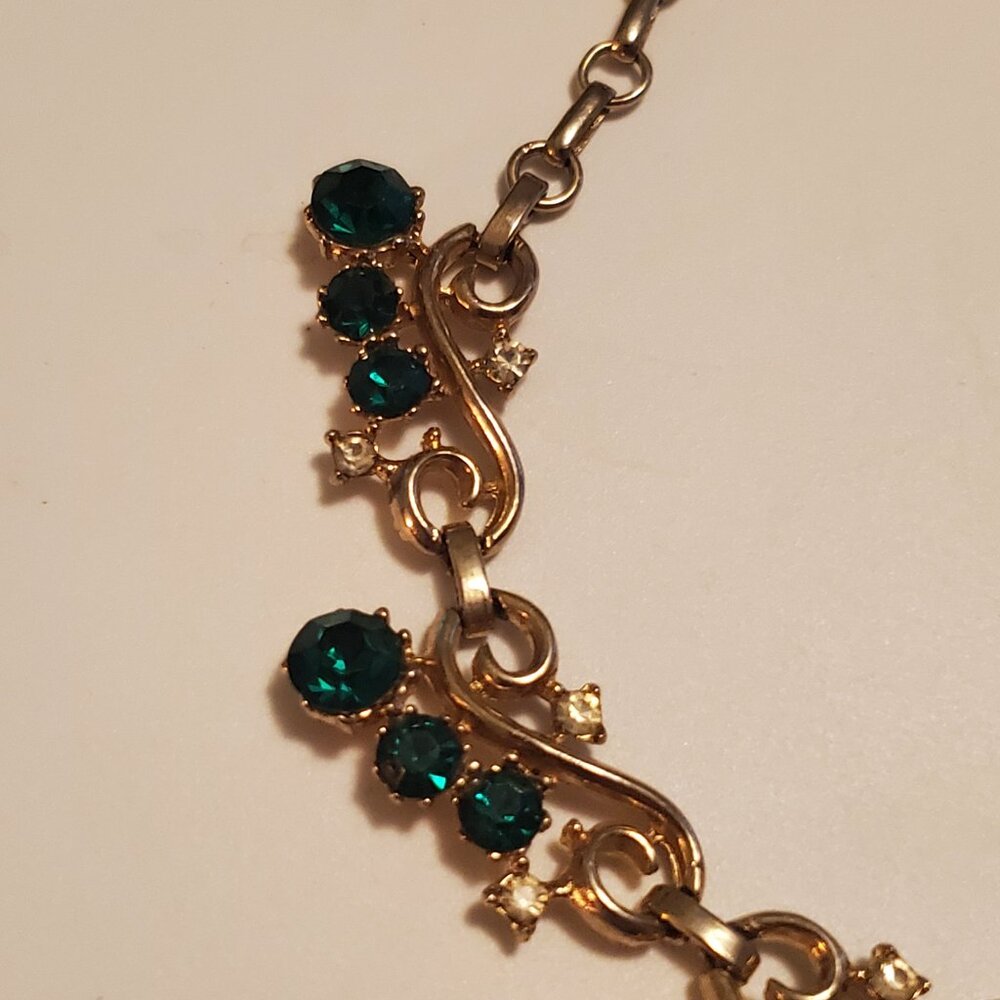 1 Necklace, item # A -1235, wt. 28 grams. - Picture 2 of 14